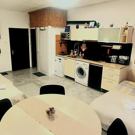 Zory&christo's Place - при зори и ицо بيت ضيافة